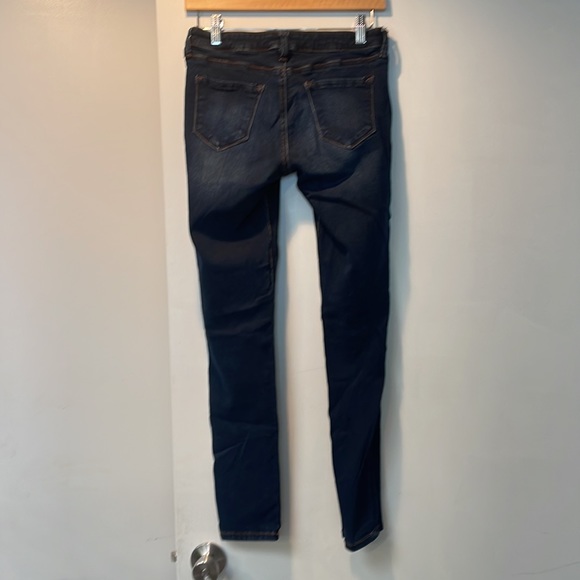Refuge Skinny Jeans - Picture 2 of 6